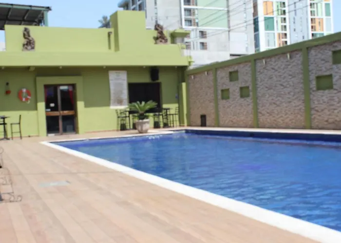 Hotel Grand Reyes